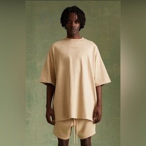 NWT Fear of God Essentials Gold Heather T-Shirt Size: Med